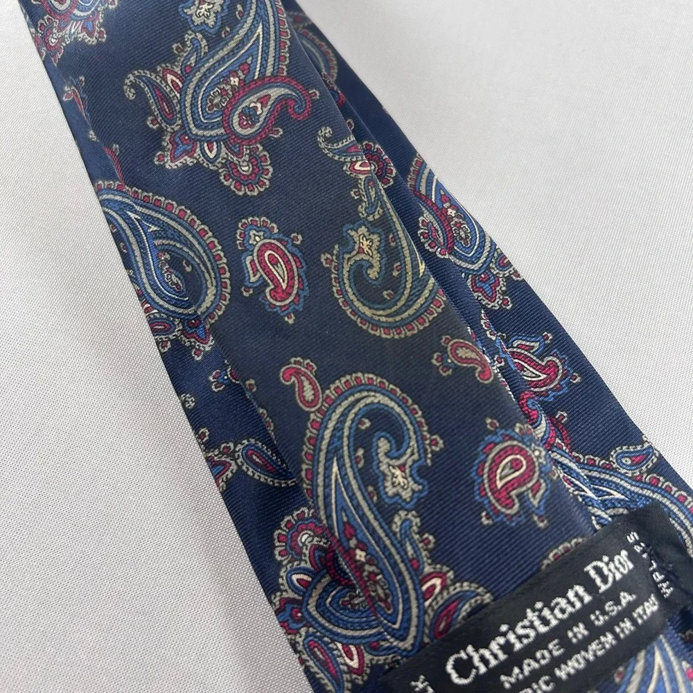 Christian Dior Necktie Mens Navy Blue Paisley 100% Silk Woven Italy Made in USA